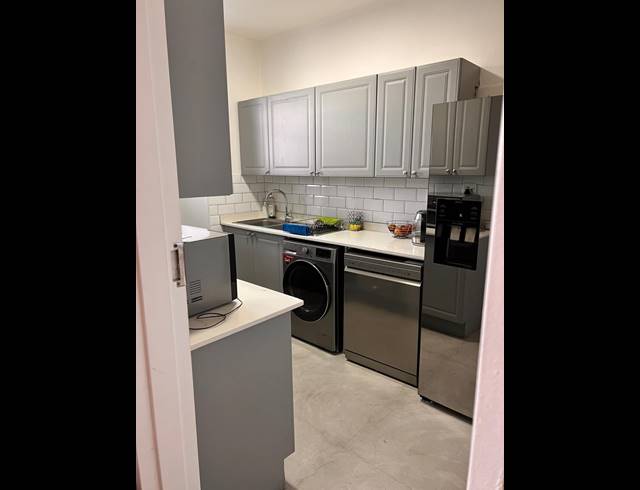 1 BEDROOM APARTMENT FOR SALE IN SANDOWN